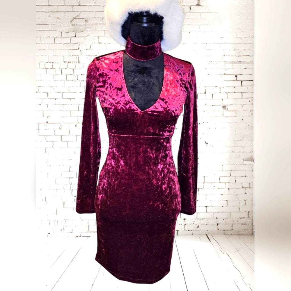 Bardot sz 4 Sexy crushed Velvet Choker Dress Burgundy Wine NWOT